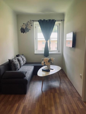 La Casa Apartments